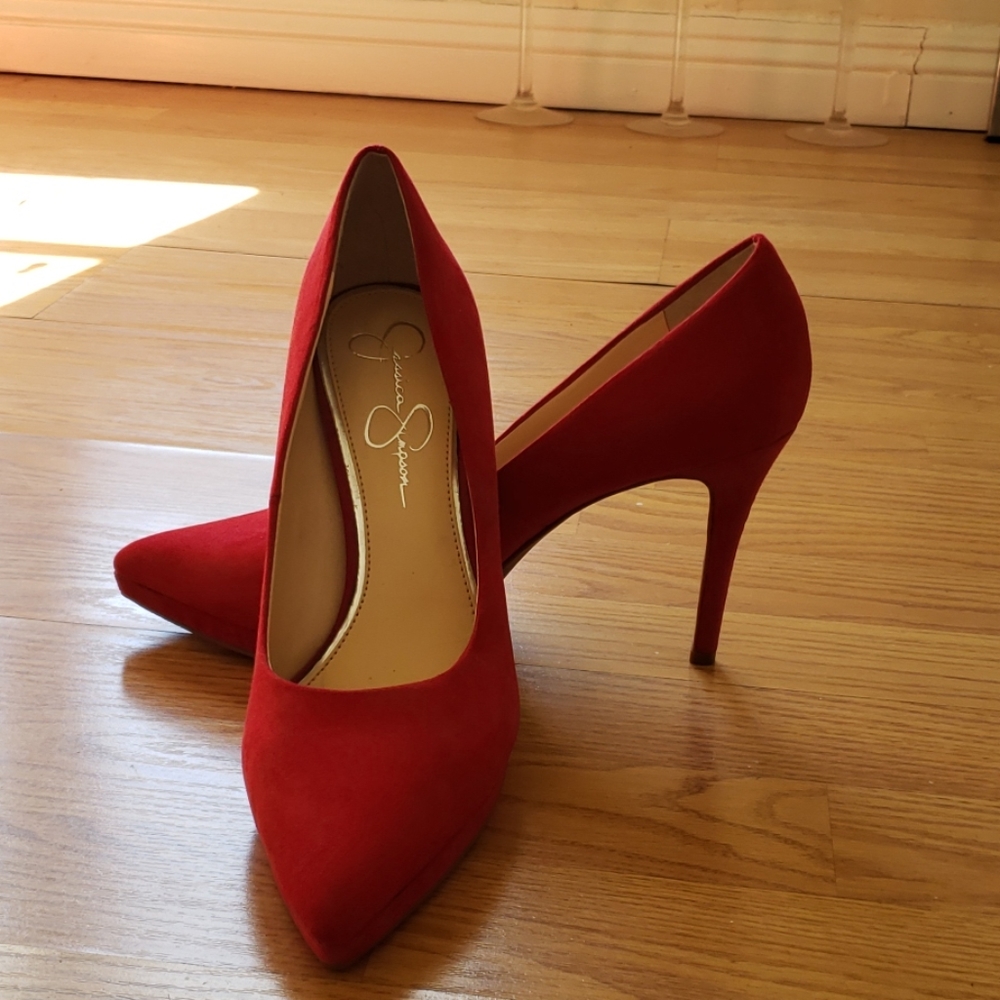 Red suede pumps - Picture 4 of 5
